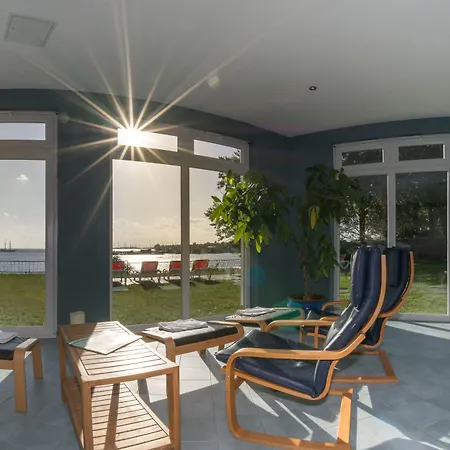Badehaus Goor 4* Путбус